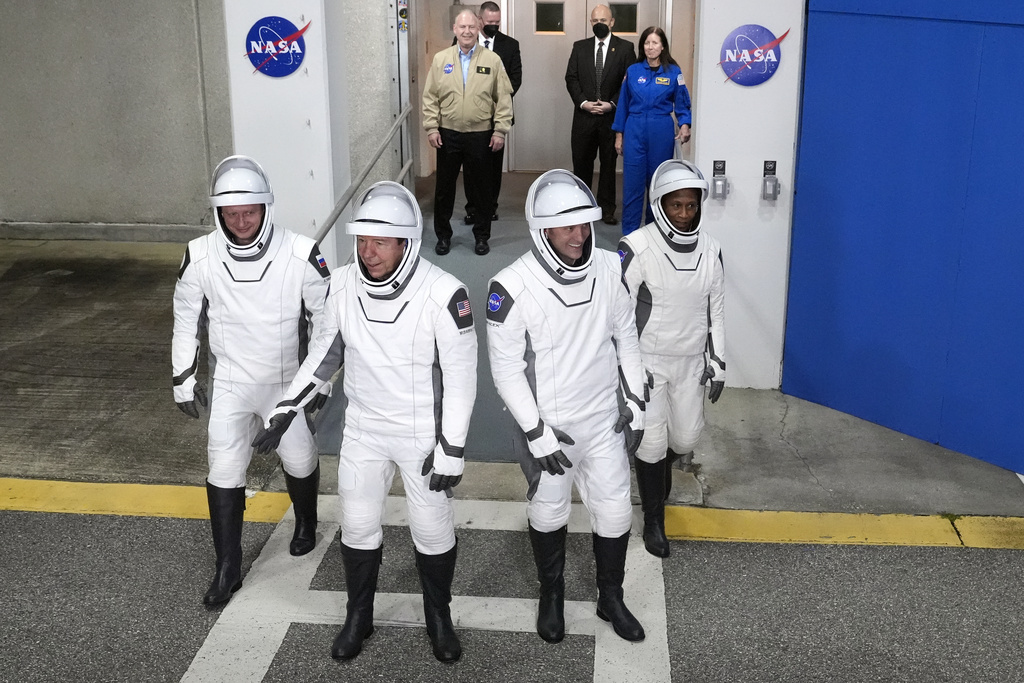 Alexander Grebenkin, pilot Michael Barratt, commander Matthew Dominick, and mission specialist Jeanette Epps pose for a photo before Launching to the International Space Station. (AP Photo/John Raoux) © 2024 AP IMAGES