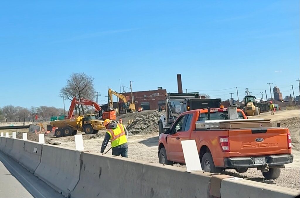 Progress happening on the I-81 project as workers lay down rock on the side of the Highway © 2025 Maria Wainscott